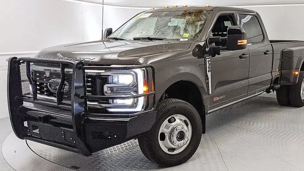 2025 Ford F-350 Super Duty King Ranch