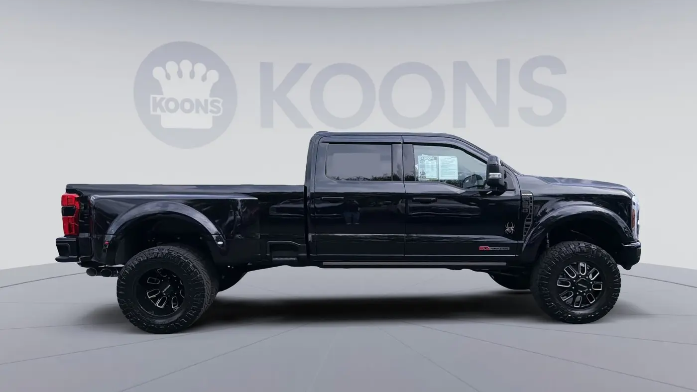 2025 Ford F-350 Super Duty King Ranch