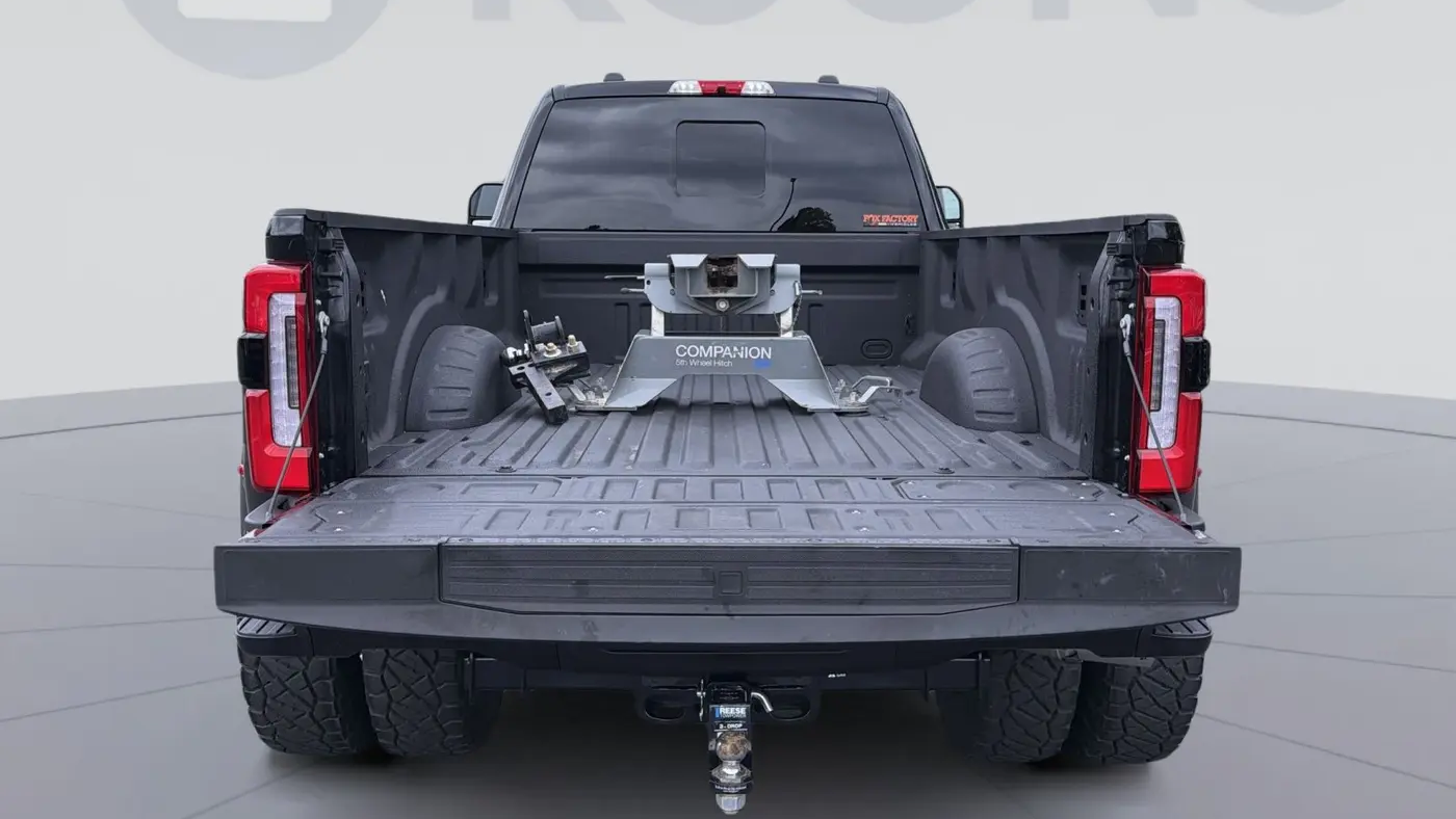 2025 Ford F-350 Super Duty King Ranch