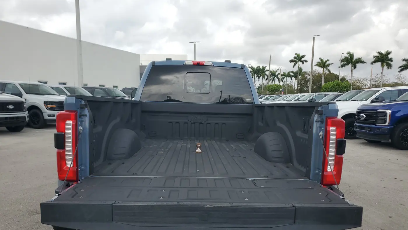 2023 Ford F-350 Super Duty XL