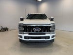 2023 F-350 Super Duty Thumbnail 2