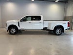 2023 F-350 Super Duty Thumbnail 4