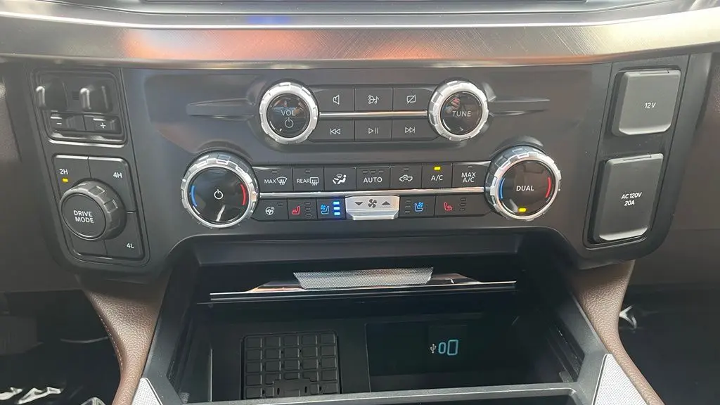 2024 Ford F-350 Super Duty King Ranch