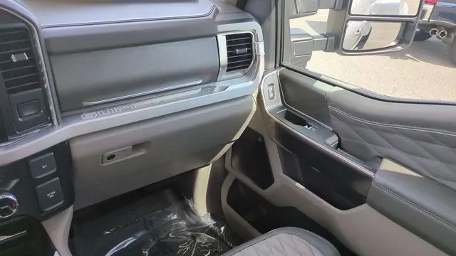 2025 Ford F-350 Super Duty King Ranch