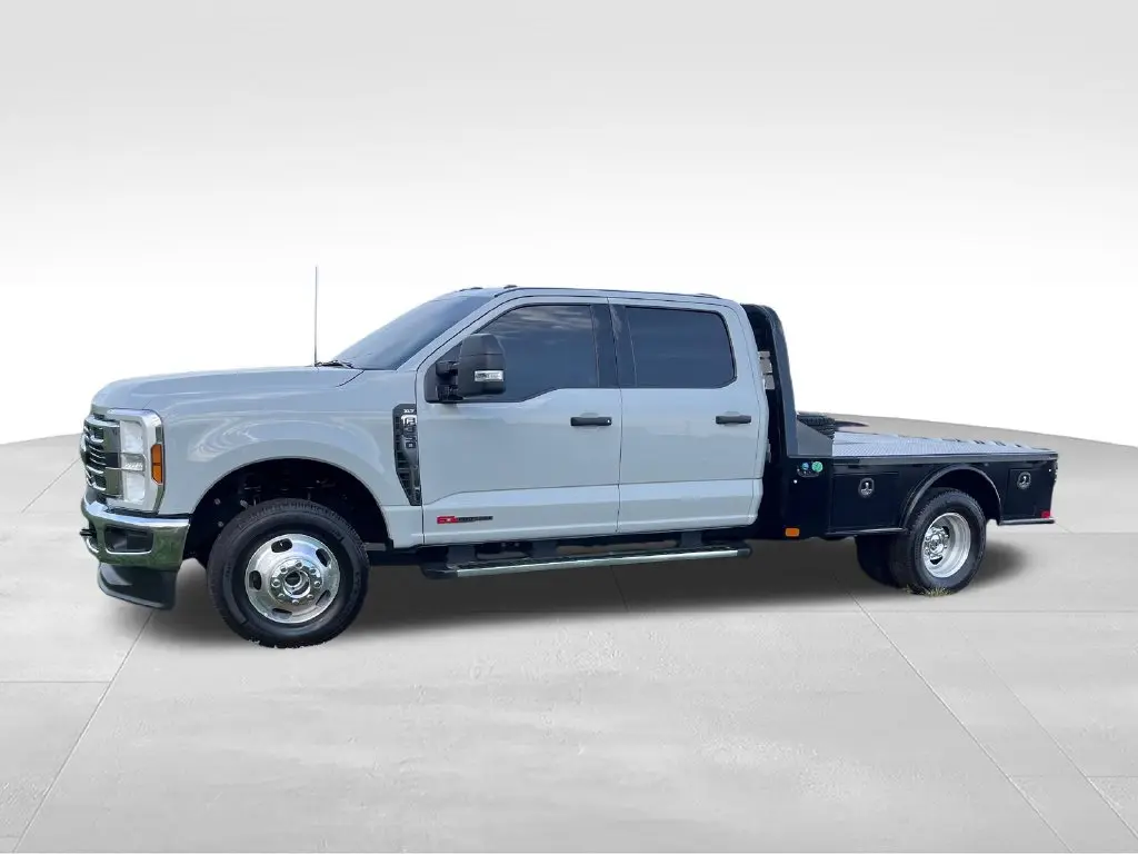 2025 Ford F-350 - $76,335