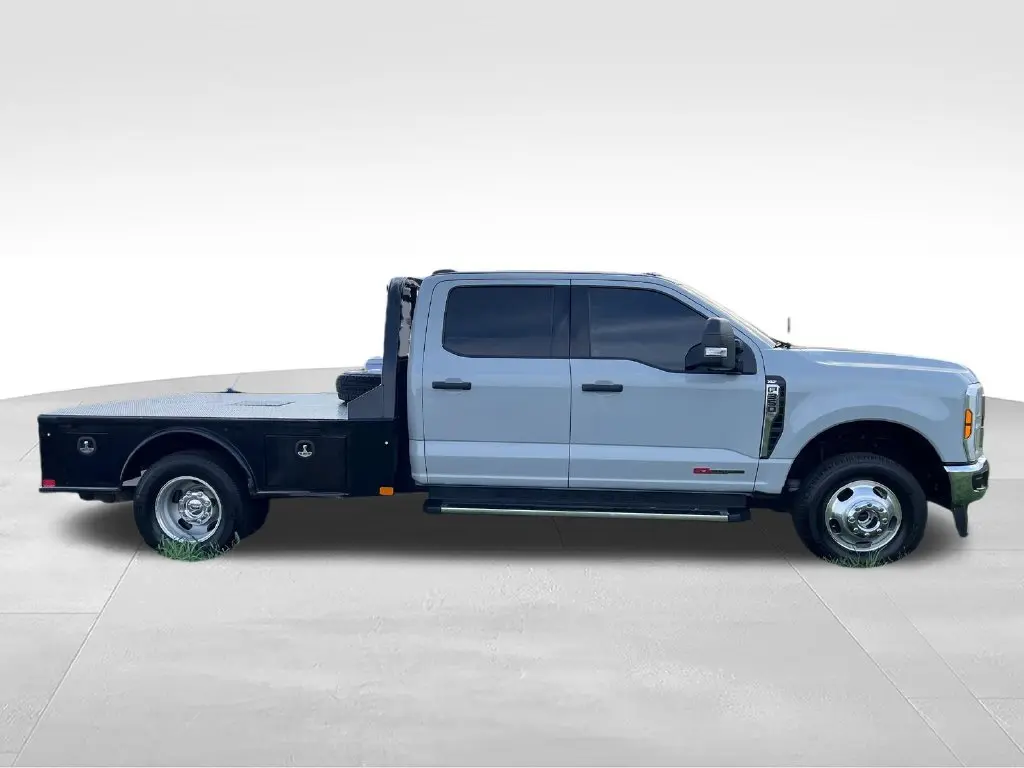2025 Ford F-350 - $76,335