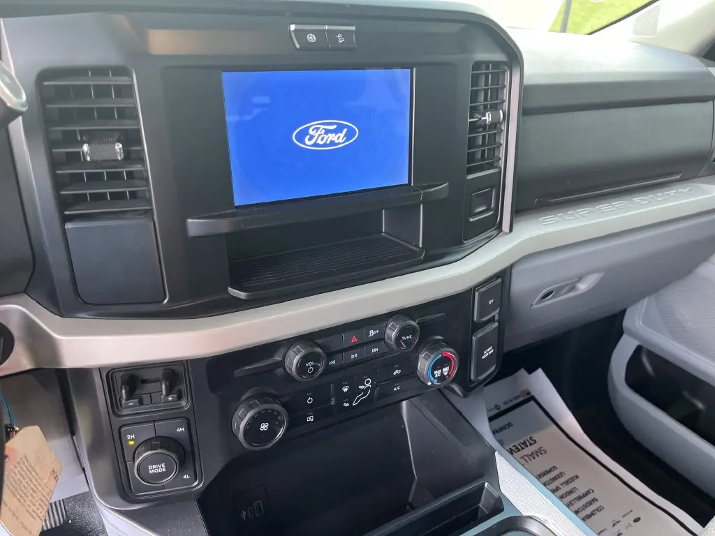 2025 Ford F-350 - $76,335