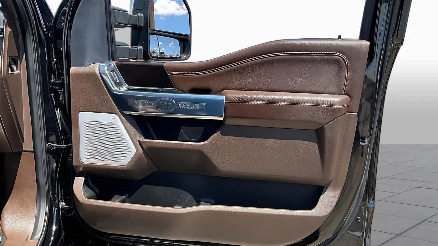 2025 Ford F-350 Super Duty King Ranch