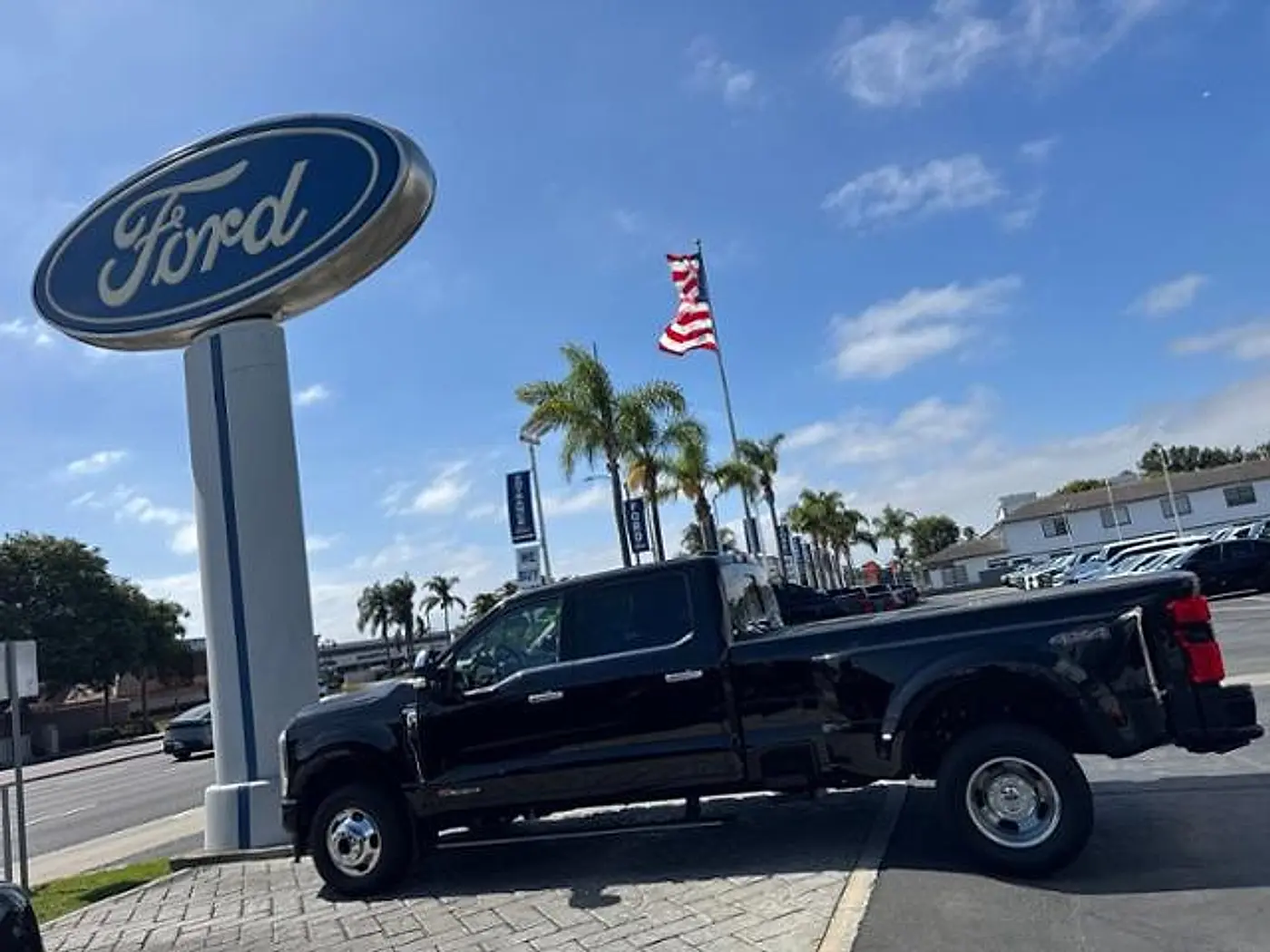 2025 Ford F-350 - $88,990