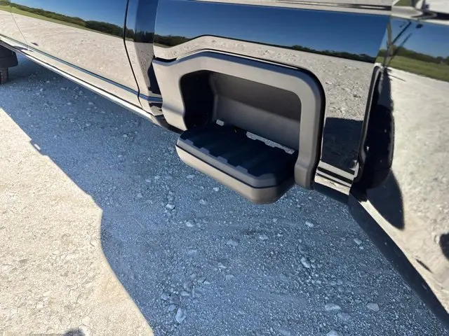 2026 Ford F-350 - $90,000
