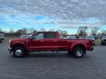 2024 F-350 Super Duty Thumbnail 2