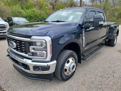 2024 Ford F-350 Super Duty 4X4 Platinum 4DR Crew Cab 8 FT. LB DRW Pickup
