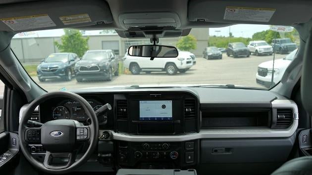 2025 Ford F-350 Super Duty Lariat