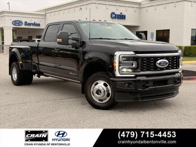 Photo of a 2026 Ford F-350 Super Duty 4X4 Platinum 4DR Crew Cab 8 FT. LB DRW Pickup for sale