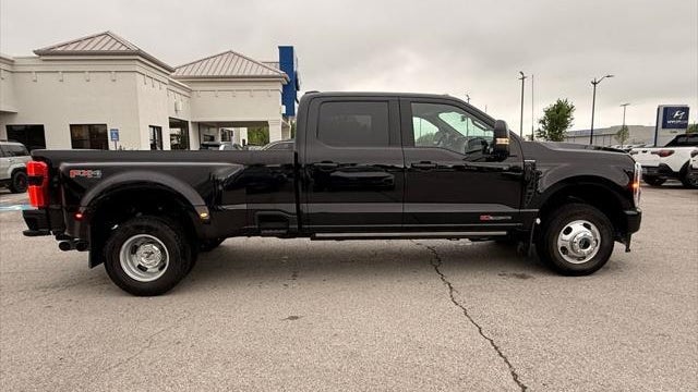 2026 Ford F-350 Super Duty Platinum