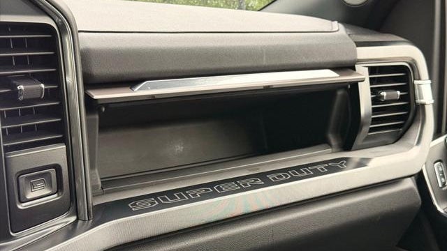 2026 Ford F-350 Super Duty Platinum