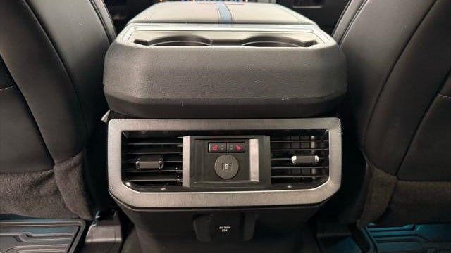 2026 Ford F-350 Super Duty Platinum