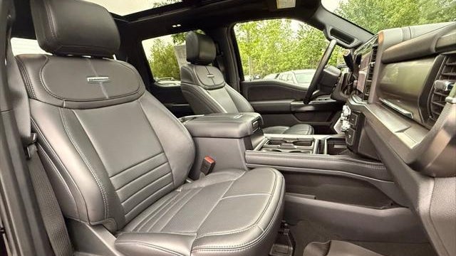 2026 Ford F-350 Super Duty Platinum