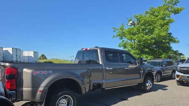 2023 Ford F-350 Super Duty Platinum