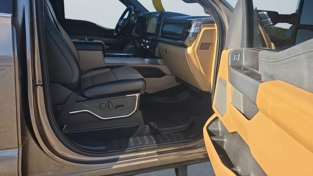 2023 Ford F-350 Super Duty Platinum