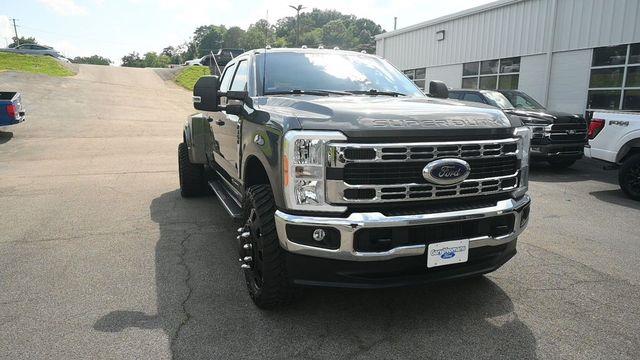 2023 Ford F-350 Super Duty King Ranch
