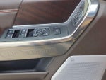 2025 F-350 Super Duty Thumbnail 31