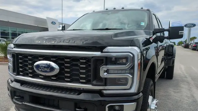 2025 Ford F-350 Super Duty XLT