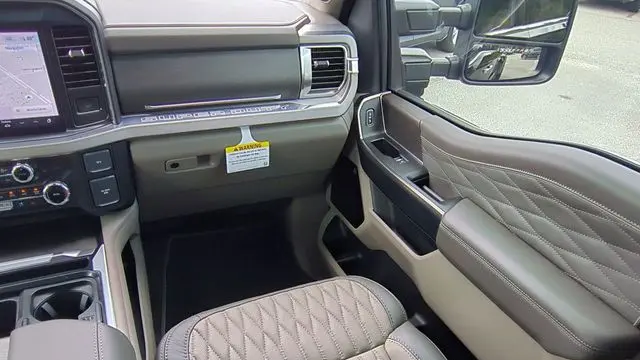 2025 Ford F-350 Super Duty XLT