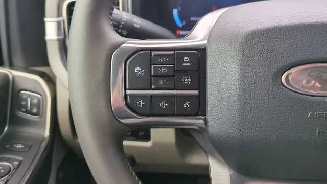 2025 Ford F-350 Super Duty XLT