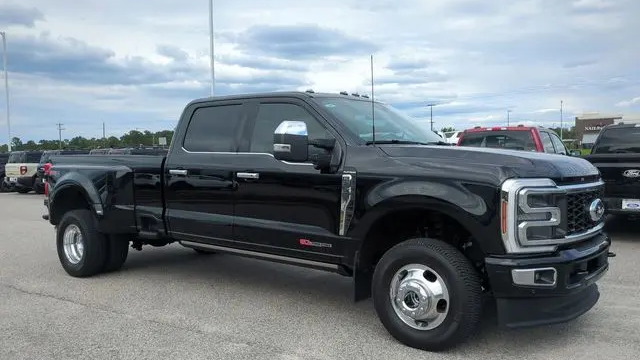 2025 Ford F-350 Super Duty XLT