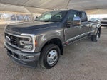 2025 F-350 Super Duty Thumbnail 3