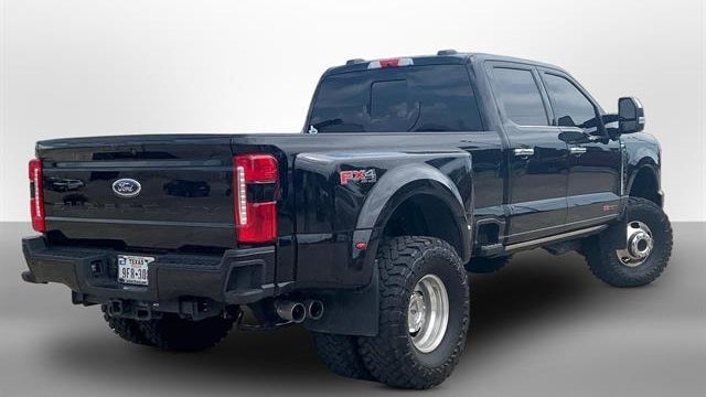 2025 Ford F-350 Super Duty King Ranch