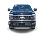 2024 F-350 Super Duty Thumbnail 2