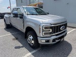 2024 F-350 Super Duty Thumbnail 2