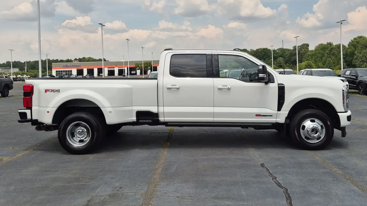 2025 Ford F-350 Super Duty King Ranch