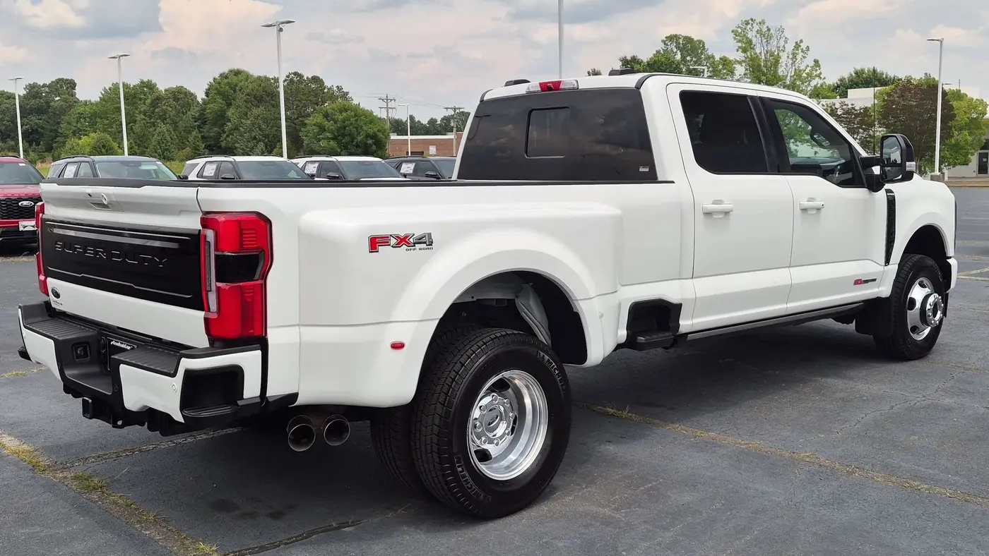 2025 Ford F-350 Super Duty King Ranch
