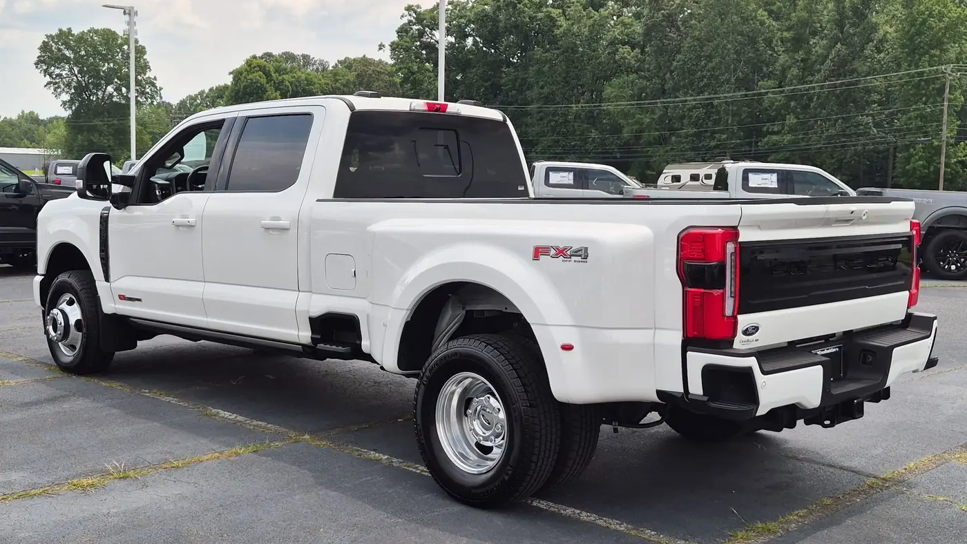 2025 Ford F-350 Super Duty King Ranch