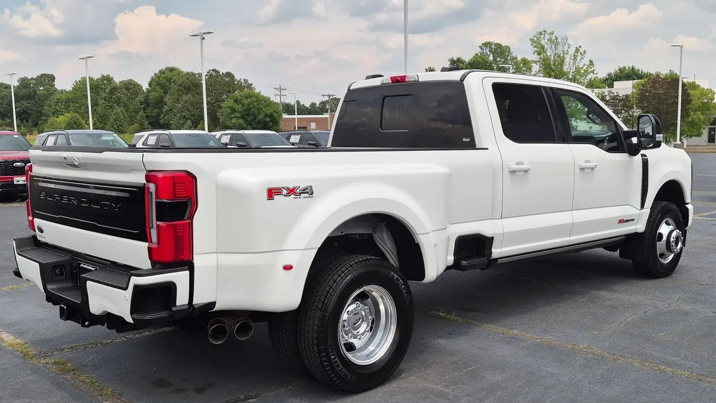 2025 Ford F-350 Super Duty King Ranch