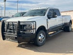 2024 F-350 Super Duty Thumbnail 2