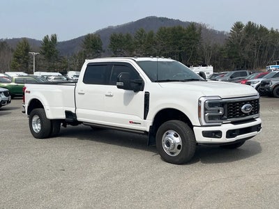 Photo of a 2025 Ford F-350 Super Duty 4X4 XL 4DR Crew Cab 8 FT. LB DRW Pickup for sale