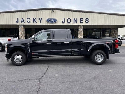 2025 Ford F-350 Super Duty 4X4 Platinum 4DR Crew Cab 8 FT. LB DRW Pickup