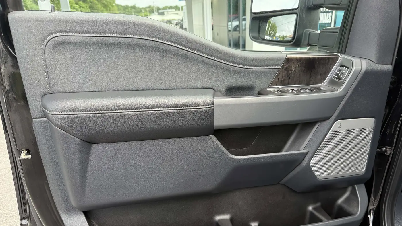 2023 Ford F-350 Super Duty King Ranch