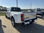 2024 F-350 Super Duty Thumbnail 4