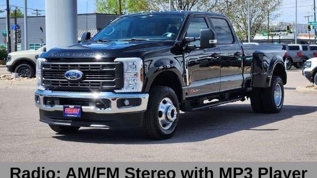 2025 Ford F-350 Super Duty Platinum