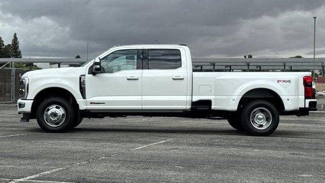 2026 Ford F-350 Super Duty XLT