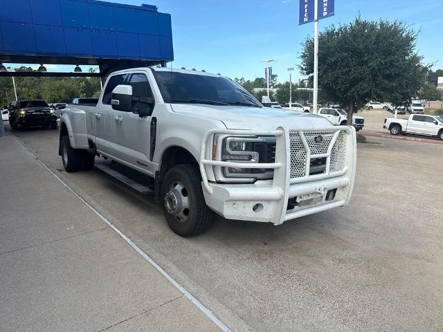 2023 Ford F-350 Super Duty Lariat — photo 1 of 24