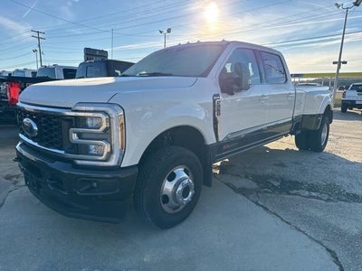 2024 Ford F-350 Super Duty 4X4 King Ranch 4DR Crew Cab 8 FT. LB DRW Pickup