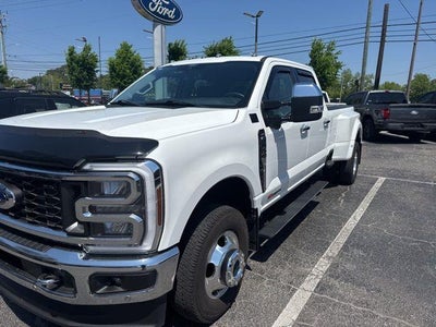 2024 Ford F-350 Super Duty 4X4 Lariat 4DR Crew Cab 8 FT. LB DRW Pickup