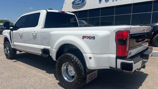 2025 Ford F-350 Super Duty King Ranch