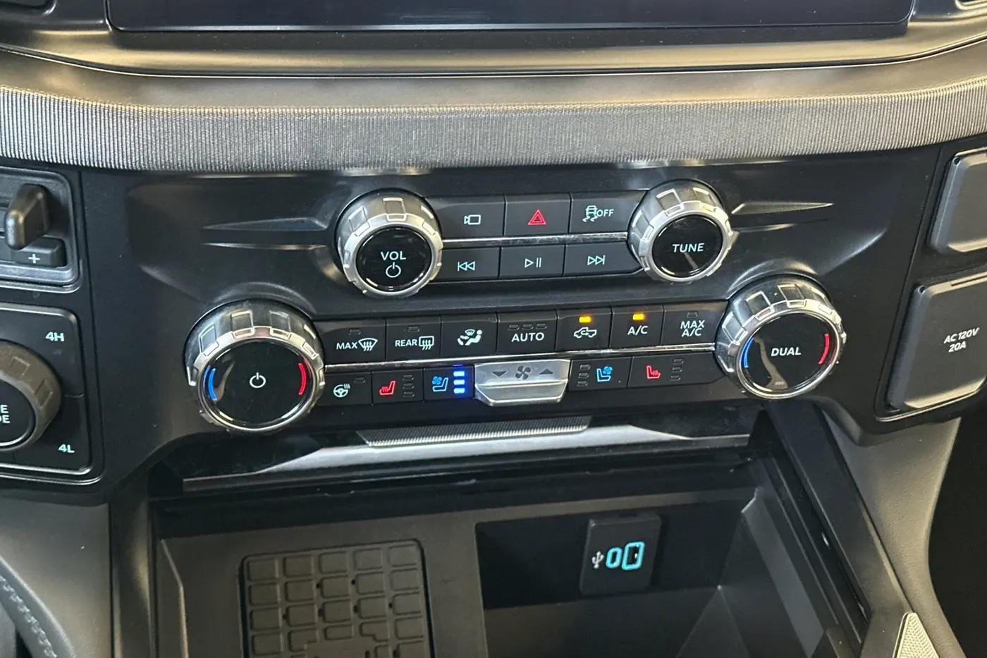 2026 Ford F-350 - $98,851